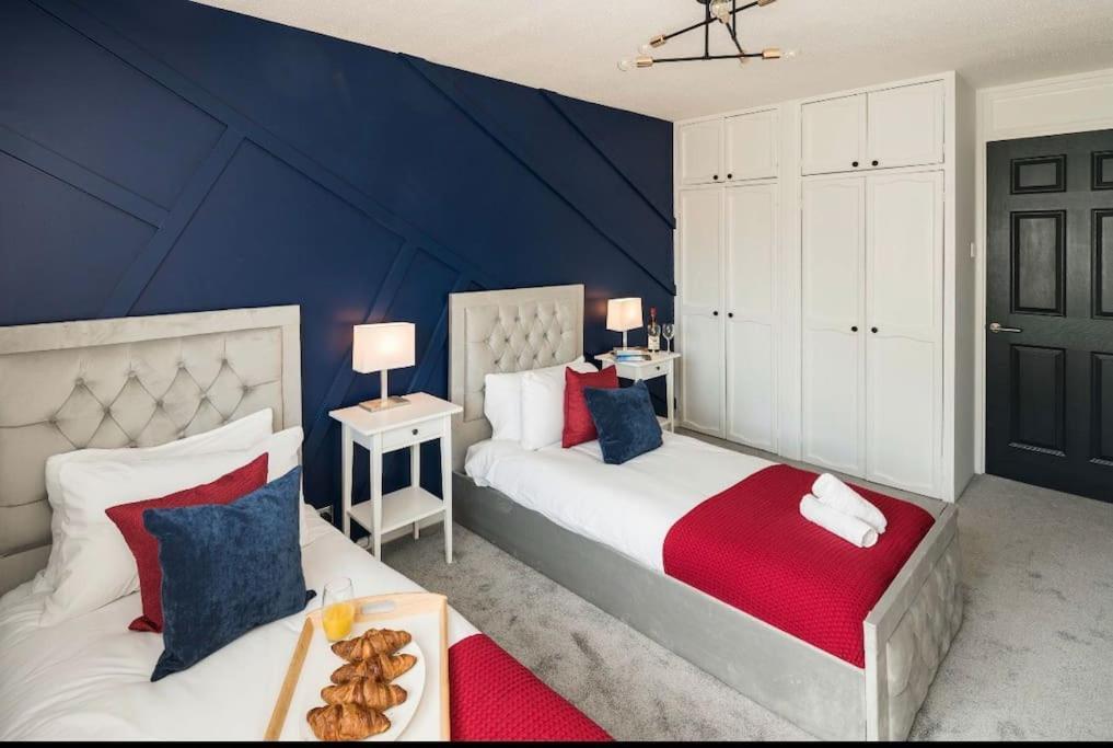 Smart Living Sophisticated Style - Photo Id Required * Londra